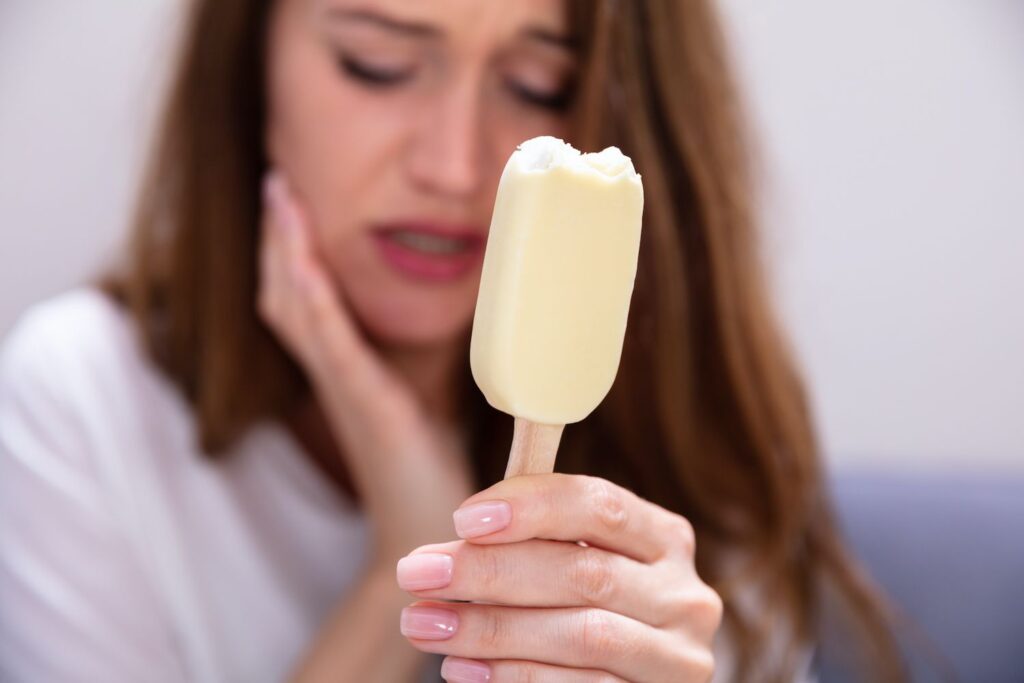 treat tooth sensitivity in Hartland Michigan